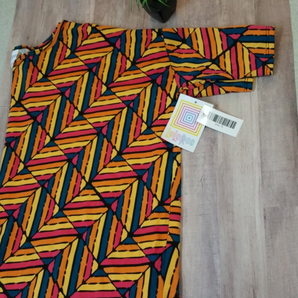 New with tags lularoe Irma size small
